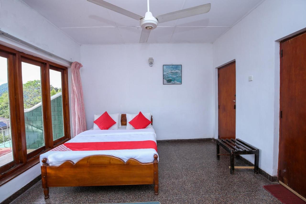Oyo 436 Sandakelum Tourist Guest House Kandy Exterior photo